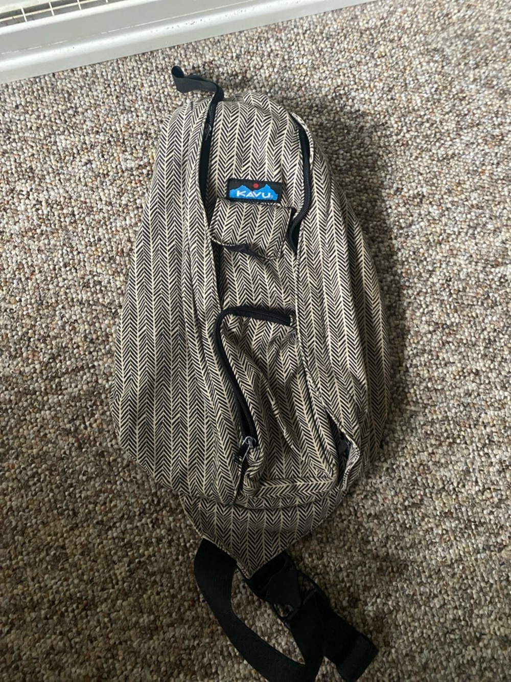 Kavu Beige & Black Herringbone Sling